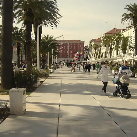 Apartament Mv *